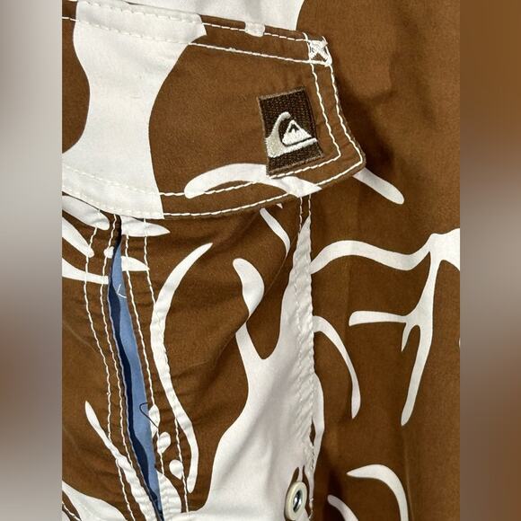 Quiksilver Men's Unlined Swim Trunks Size 36 Brown Leaf Print - Picture 3 of 16
